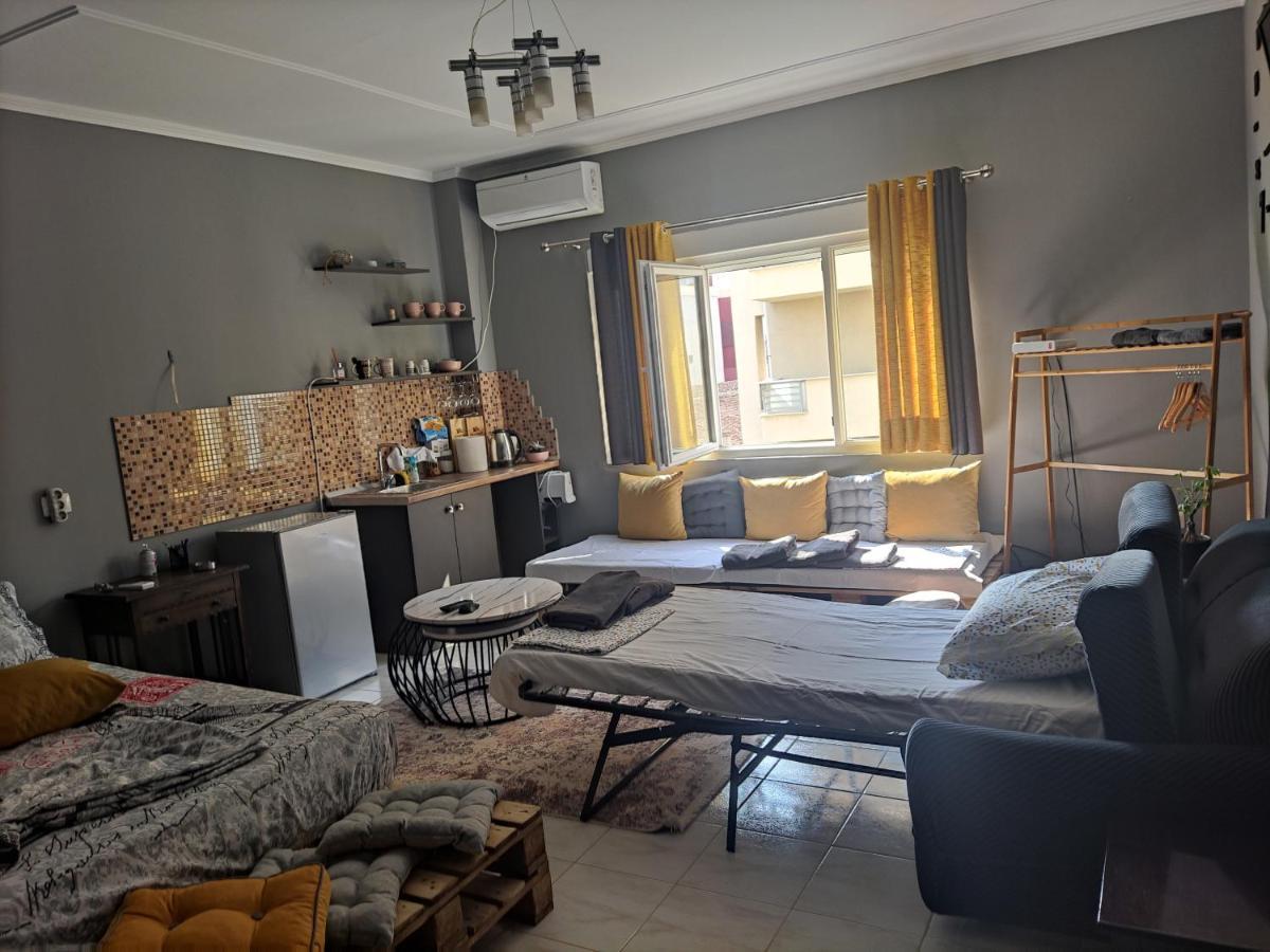 Koa Studio 1 Korce Luaran gambar