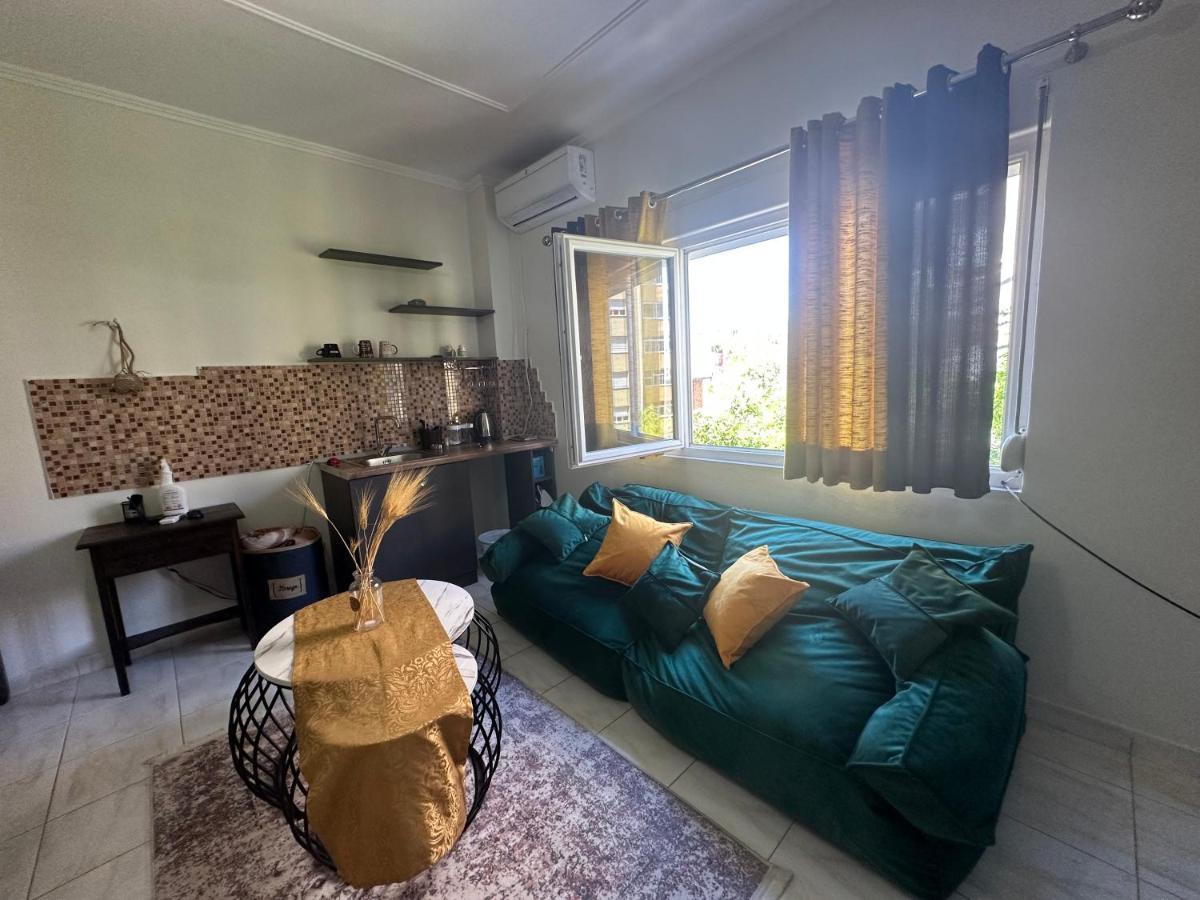 Koa Studio 1 Korce Luaran gambar
